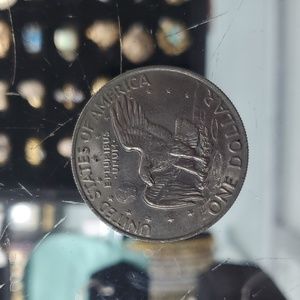 one dollar American coin